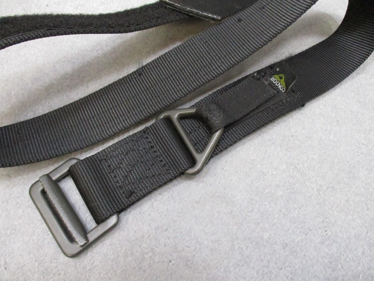 Condor RIGGER'S Belt M/L Black Nylon Tactical D-Ring Metal Buckle Used