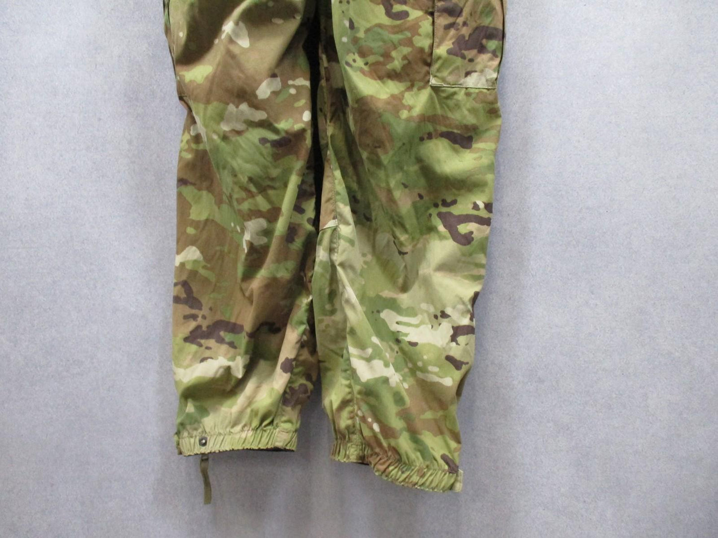 Used MultiCam Combat Pants w/ Suspenders Cargo Pockets Zippered Legs Size 36x30