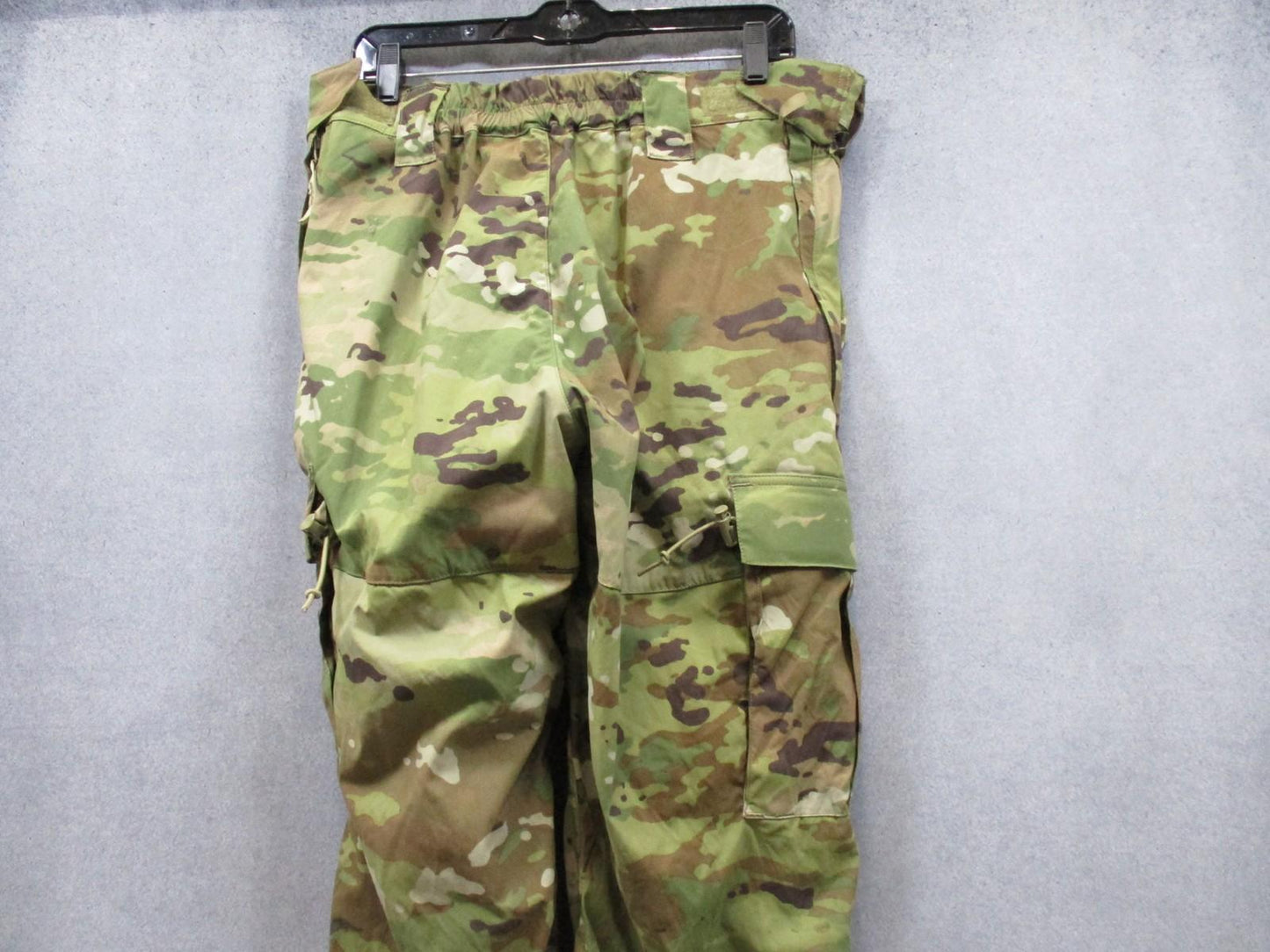 Used MultiCam Combat Pants w/ Suspenders Cargo Pockets Zippered Legs Size 36x30
