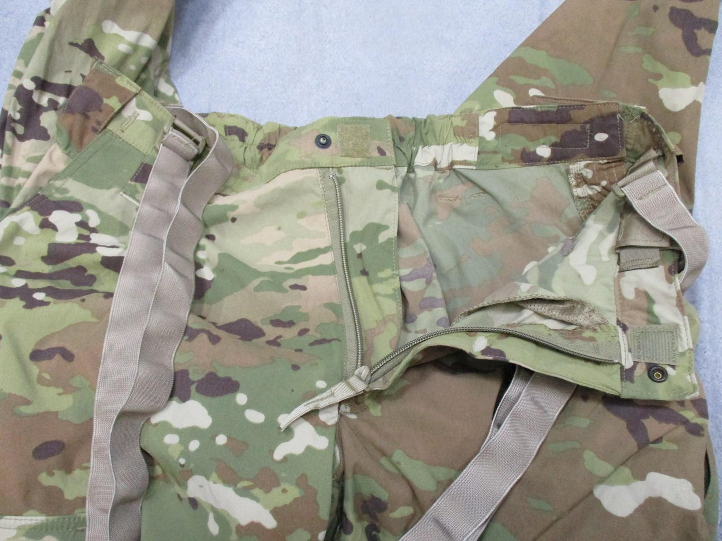 Used MultiCam Combat Pants w/ Suspenders Cargo Pockets Zippered Legs Size 36x30
