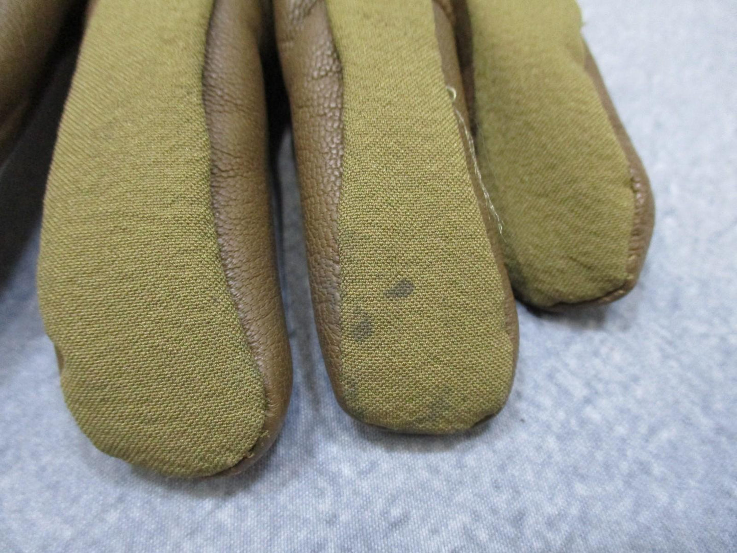 Outdoor Research Convoy Gloves Gore-Tex Leather Palm Size S Men's Used