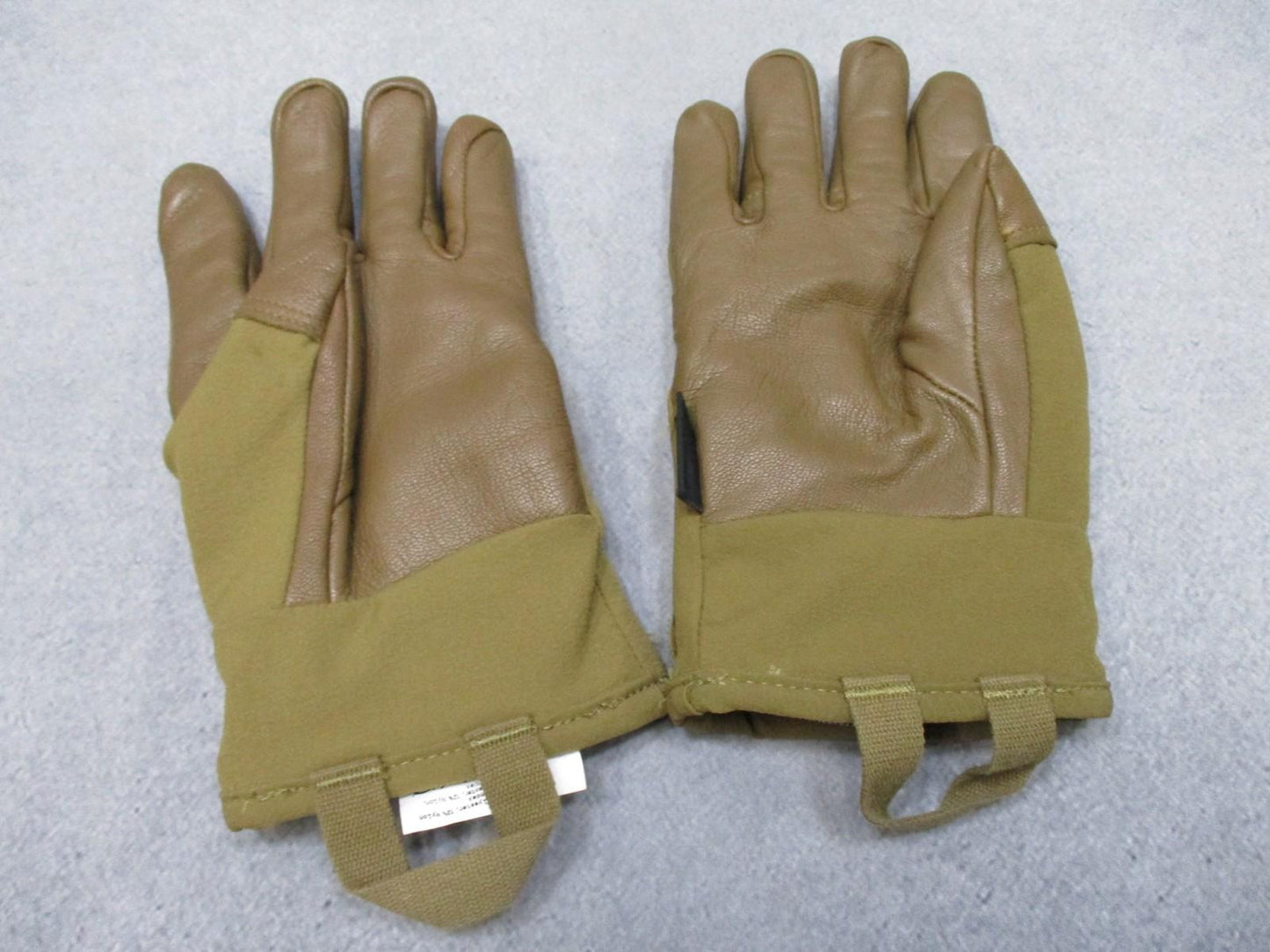 Outdoor Research Convoy Gloves Gore-Tex Leather Palm Size S Men's Used