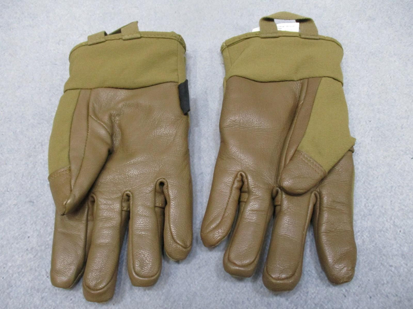 Outdoor Research Convoy Gloves Gore-Tex Leather Palm Size S Men's Used
