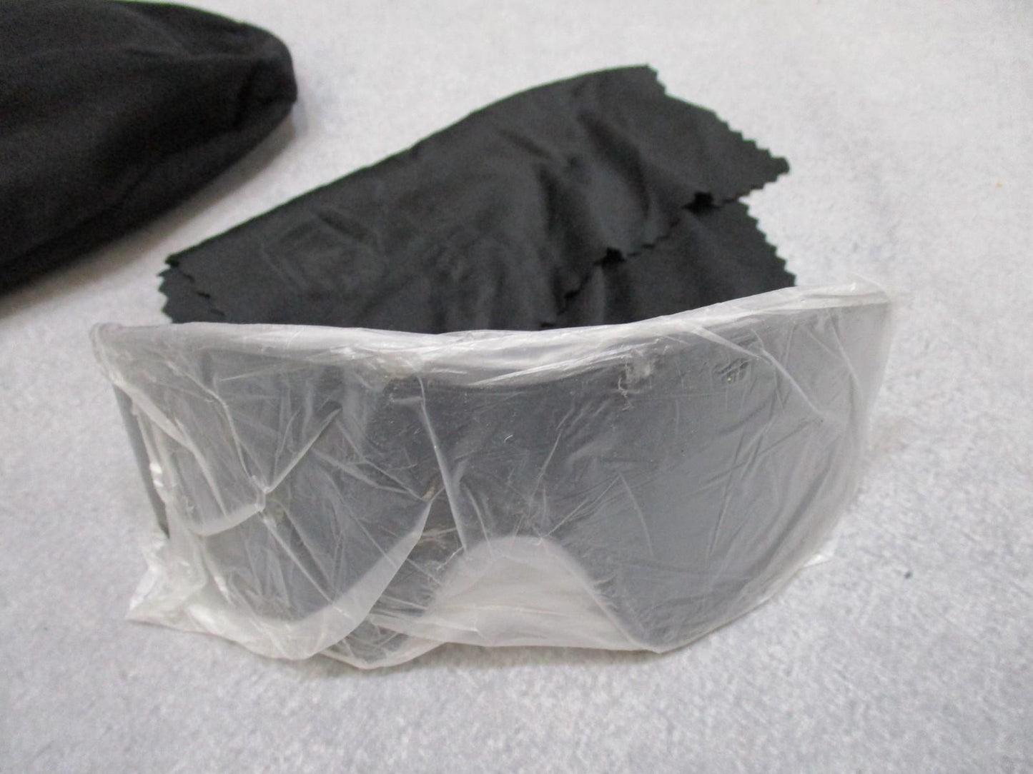 Revision Desert Locust Ballistic Goggles Military Eye Protection Kit