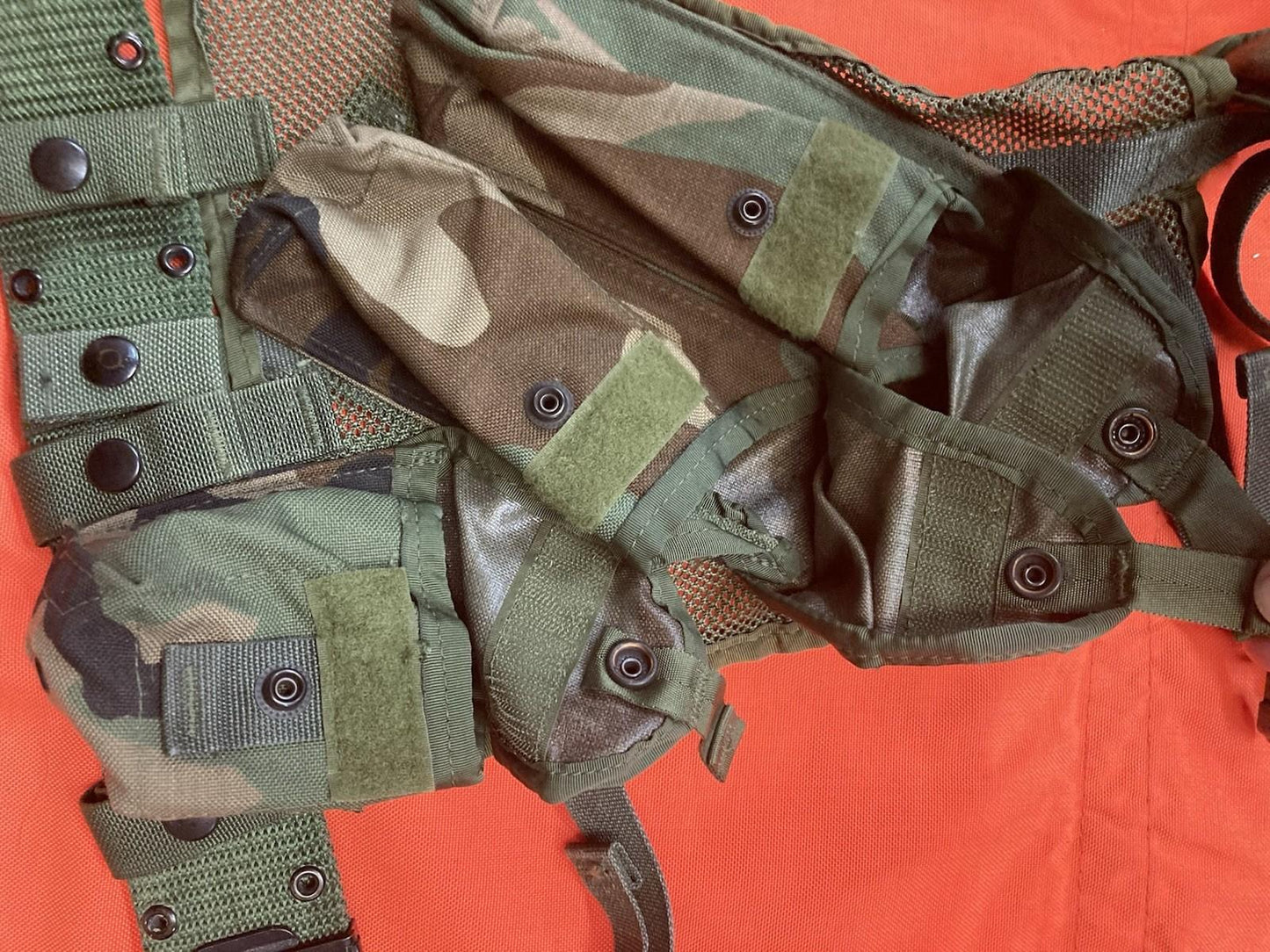 LBV 88 Lbe M81 Woodland Load Bearing Vest Tactical Vest
