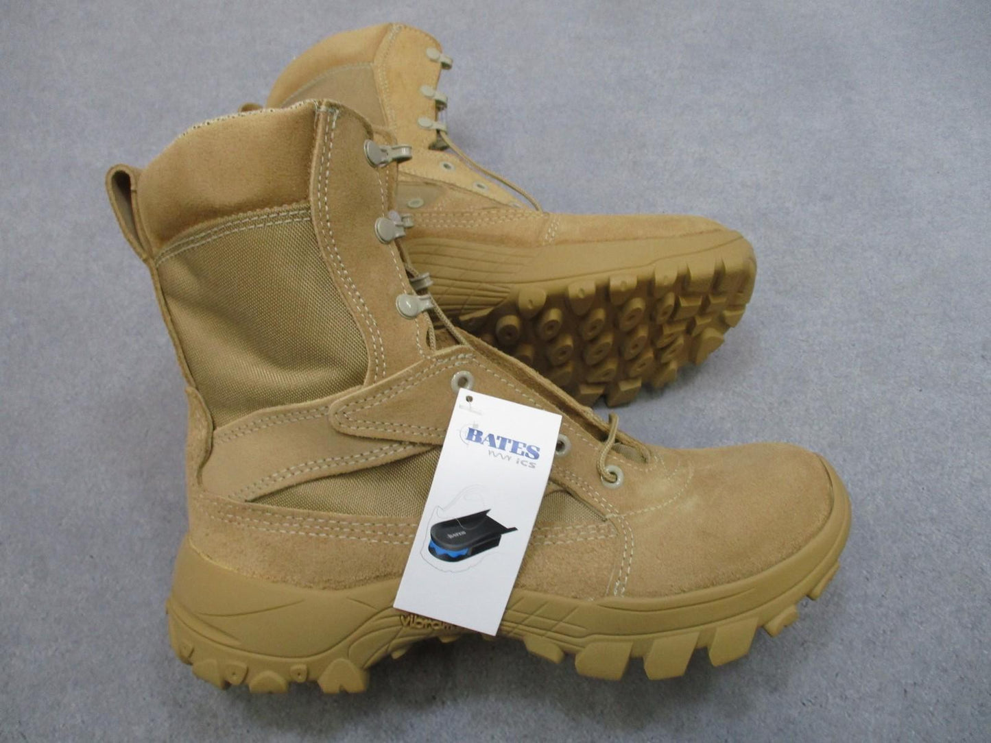 Army Bates Delta-8 Desert ICS Technology Boots Tan Suede Nylon Men's Size 10.5 M