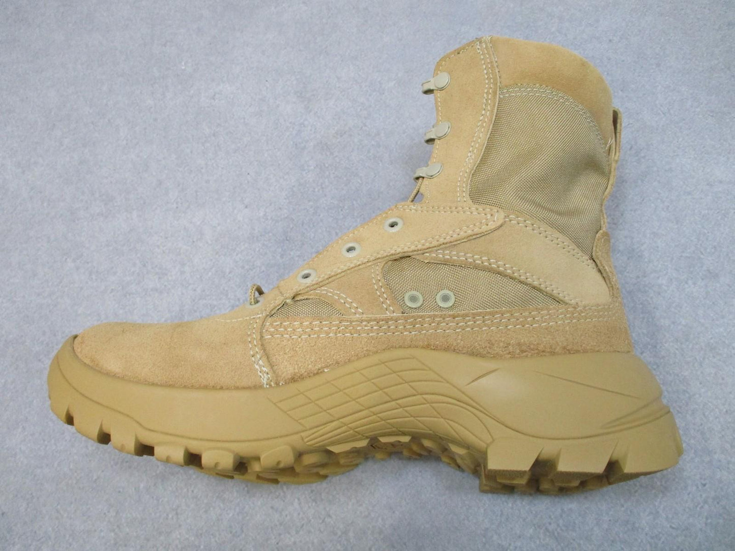 Army Bates Delta-8 Desert ICS Technology Boots Tan Suede Nylon Men's Size 10.5 M