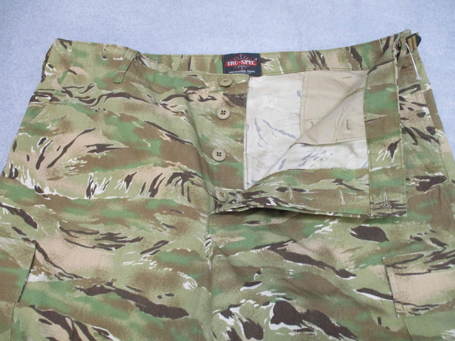 TRU-SPEC X-Large Regular Tiger Stripe Multicam Cargo Pants 50/50 Nylon Cotton