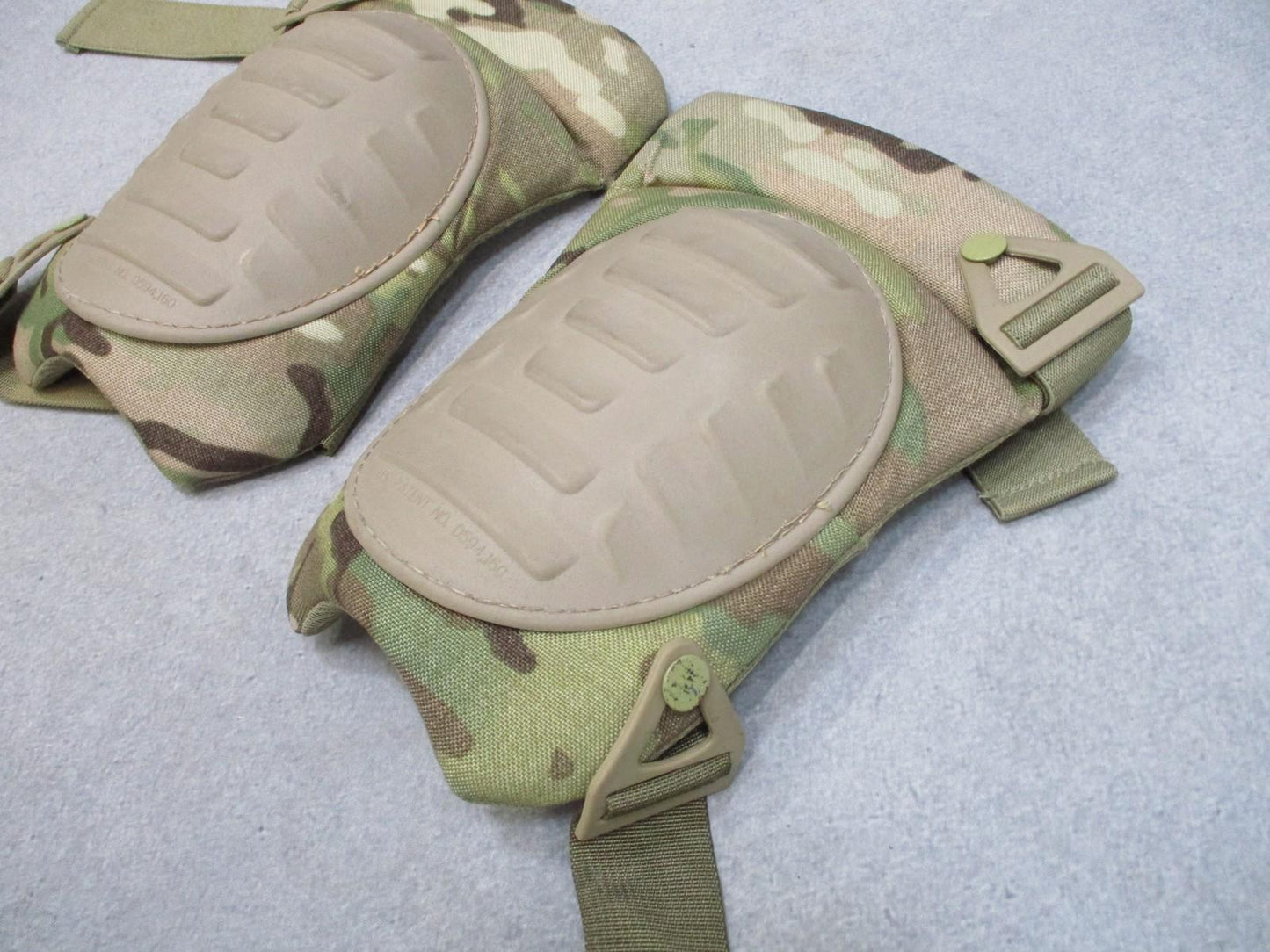 USGI McGuire-Nicholas Tactical Knee Pads MultiCam Pair Adjustable Straps Used