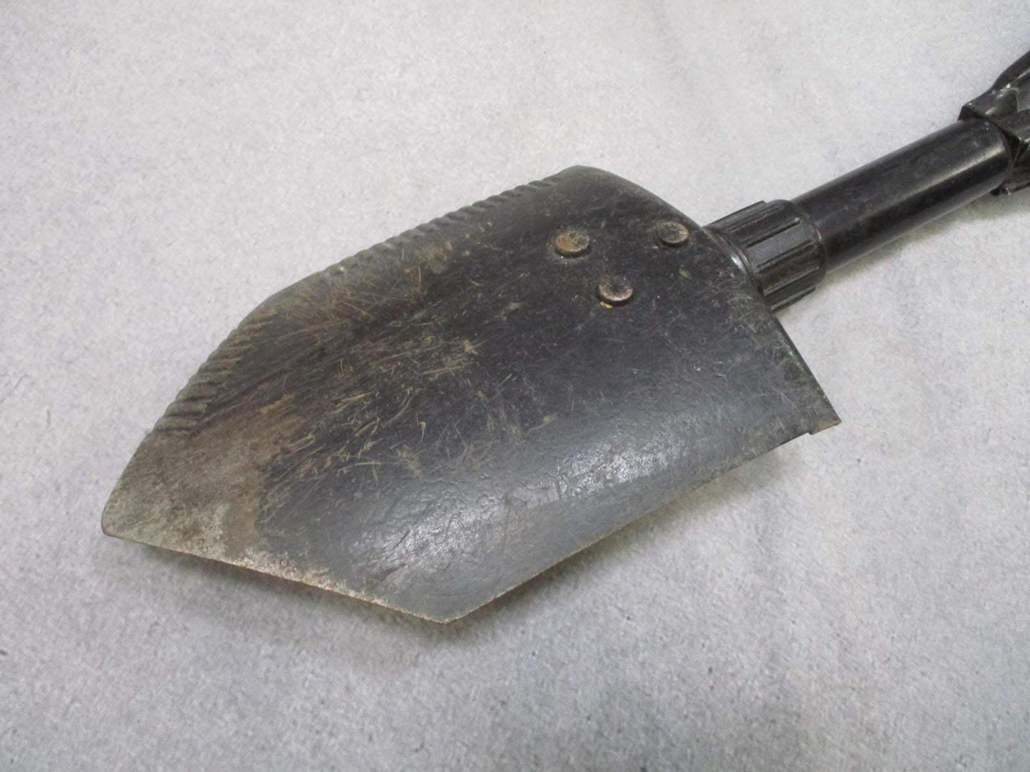 US Military Folding Shovel Ames w/ Case Serrated Edge Camping Hiking Tool