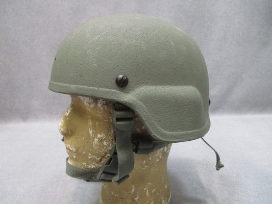 BAE ARMY ADVANCED COMBAT HELMET MADE W/ KEVLAR ACH MEDIUM 8470-01-523-0070 USED