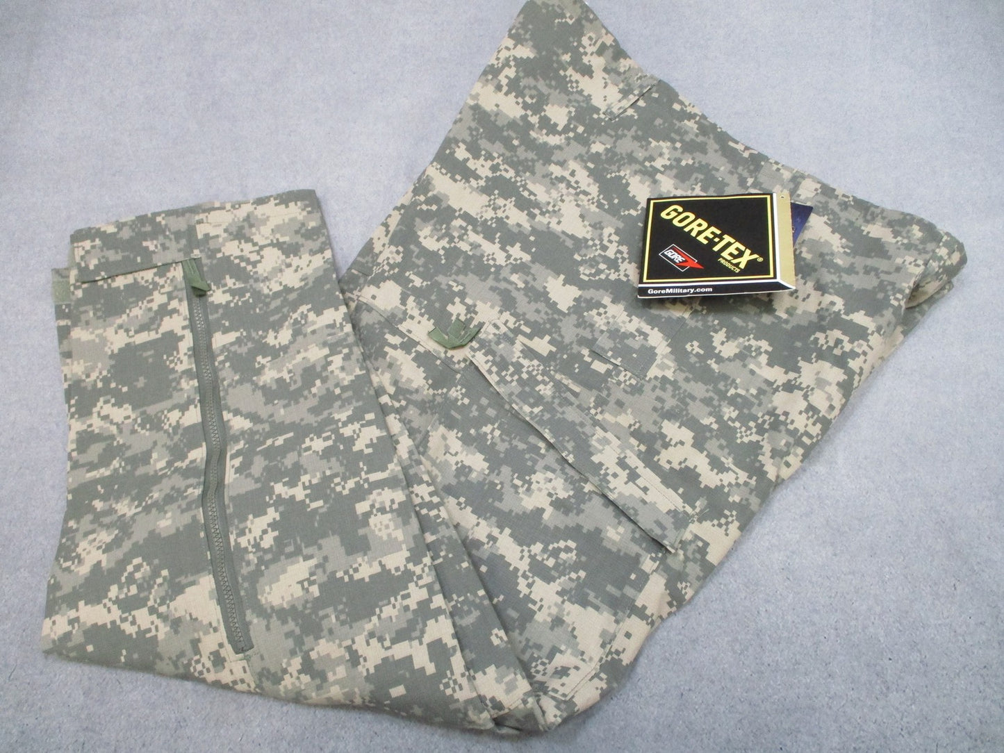 NEW Gore-Tex FREE EWOL TROUSER Large Regular Digital Camo Fire Resistant Pants