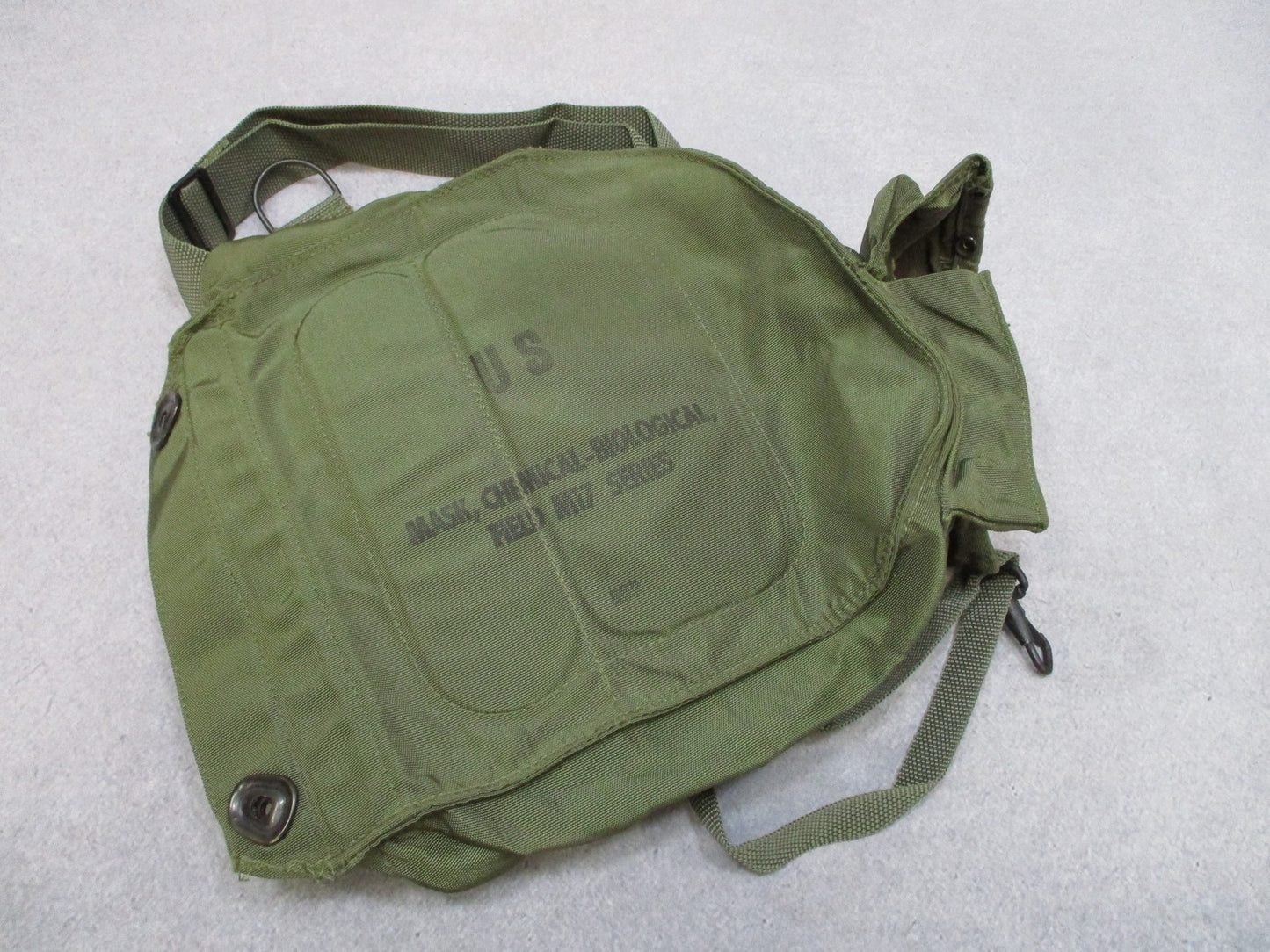 US Military M17 Field Carrier Mask Chemical-Biological Tactical Bag OD Green