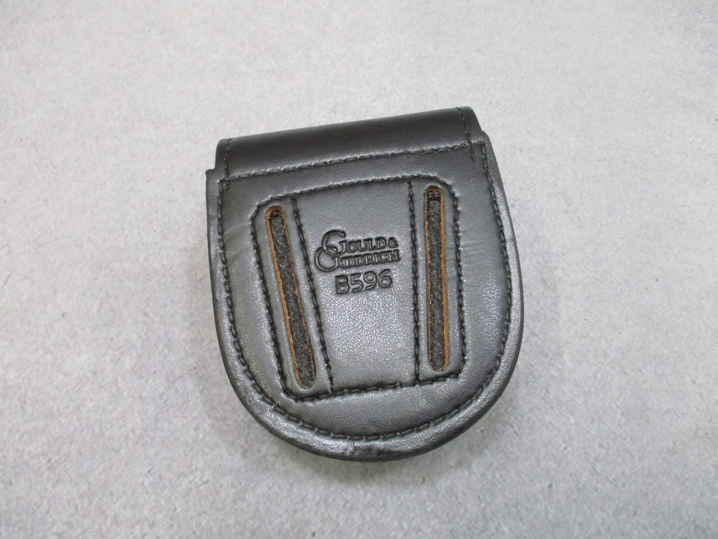 Gould & Goodrich B596 DBL Handcuff Pouch Leather Black Snap Closure Police Gear