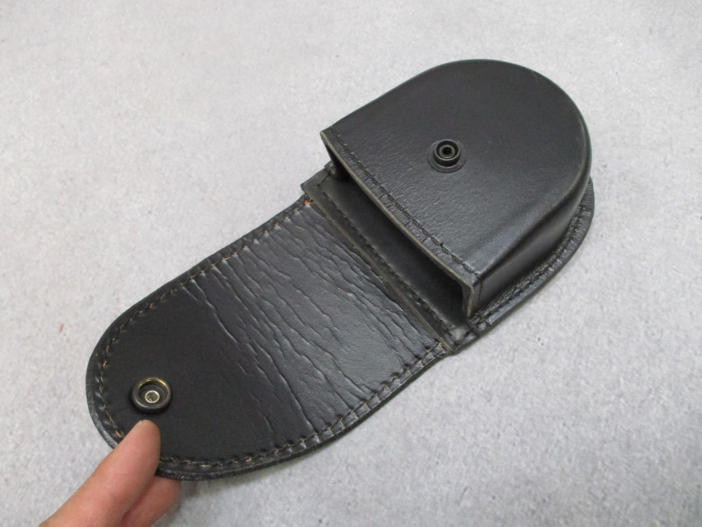 Gould & Goodrich B596 DBL Handcuff Pouch Leather Black Snap Closure Police Gear