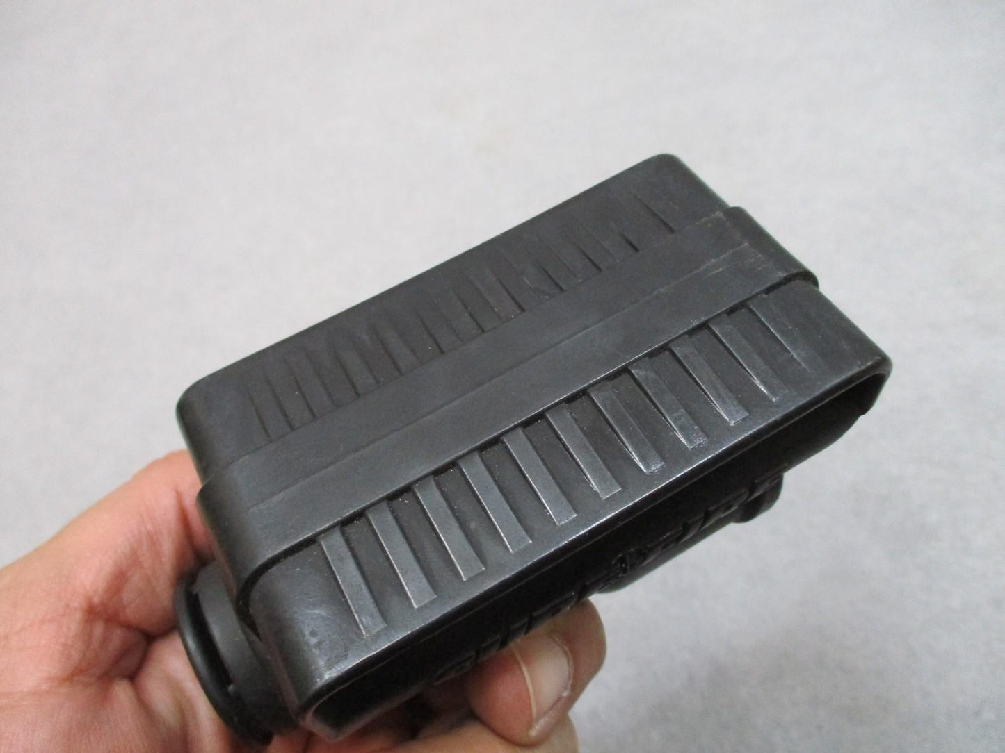 SureFire V72 Speed Holster Flashlight Carrier Belt Mount Fits L5 L7 M2 U2