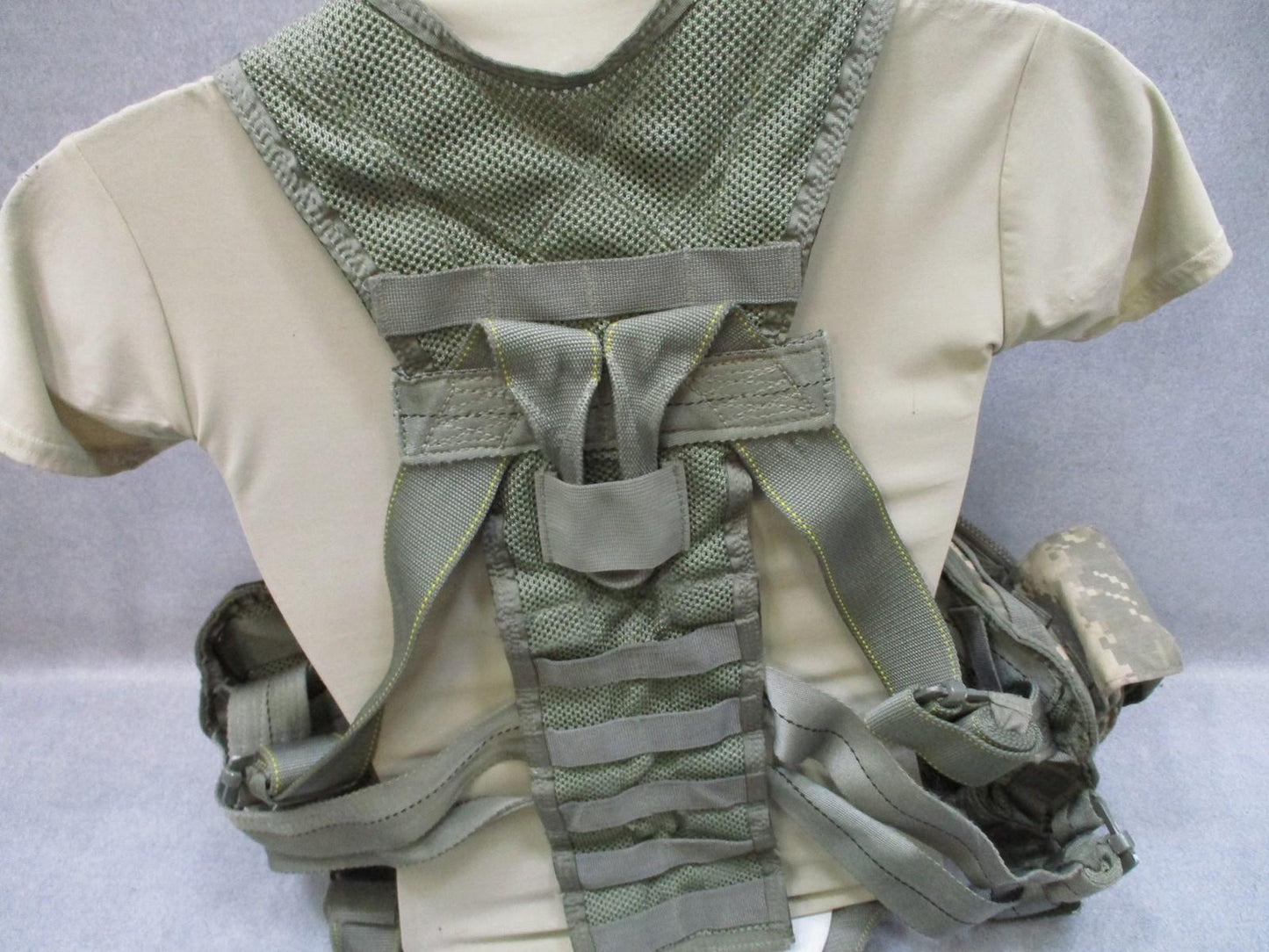 USGI Air Warrior Tactical Load Bearing Vest ACU MOLLE W/ Complete Pouch Set