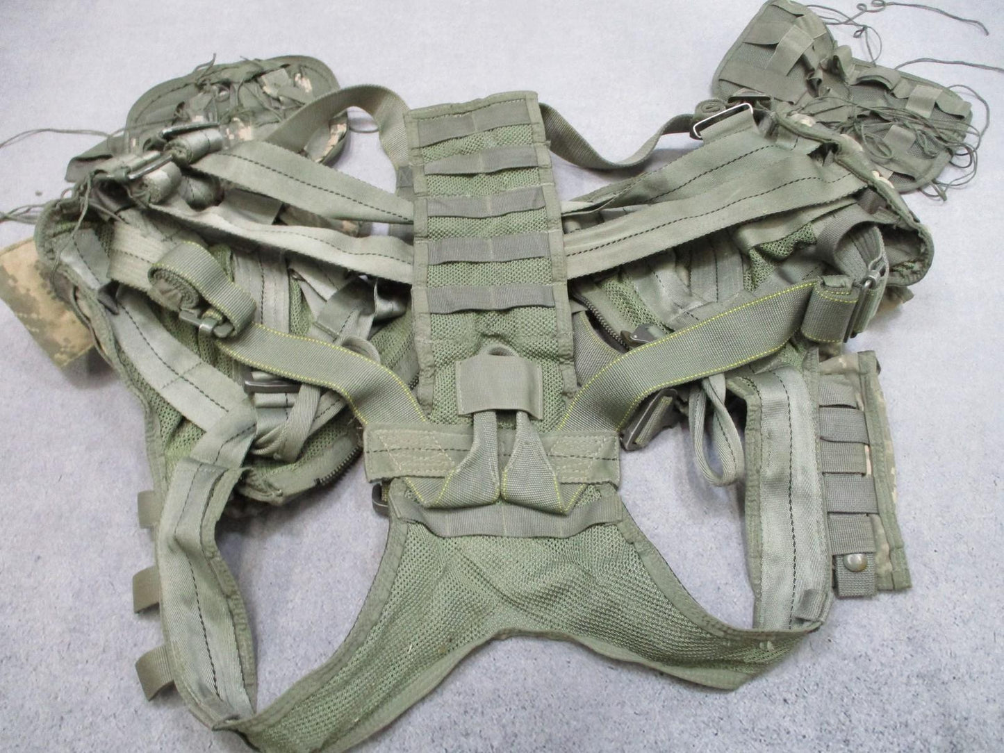 USGI Air Warrior Tactical Load Bearing Vest ACU MOLLE W/ Complete Pouch Set