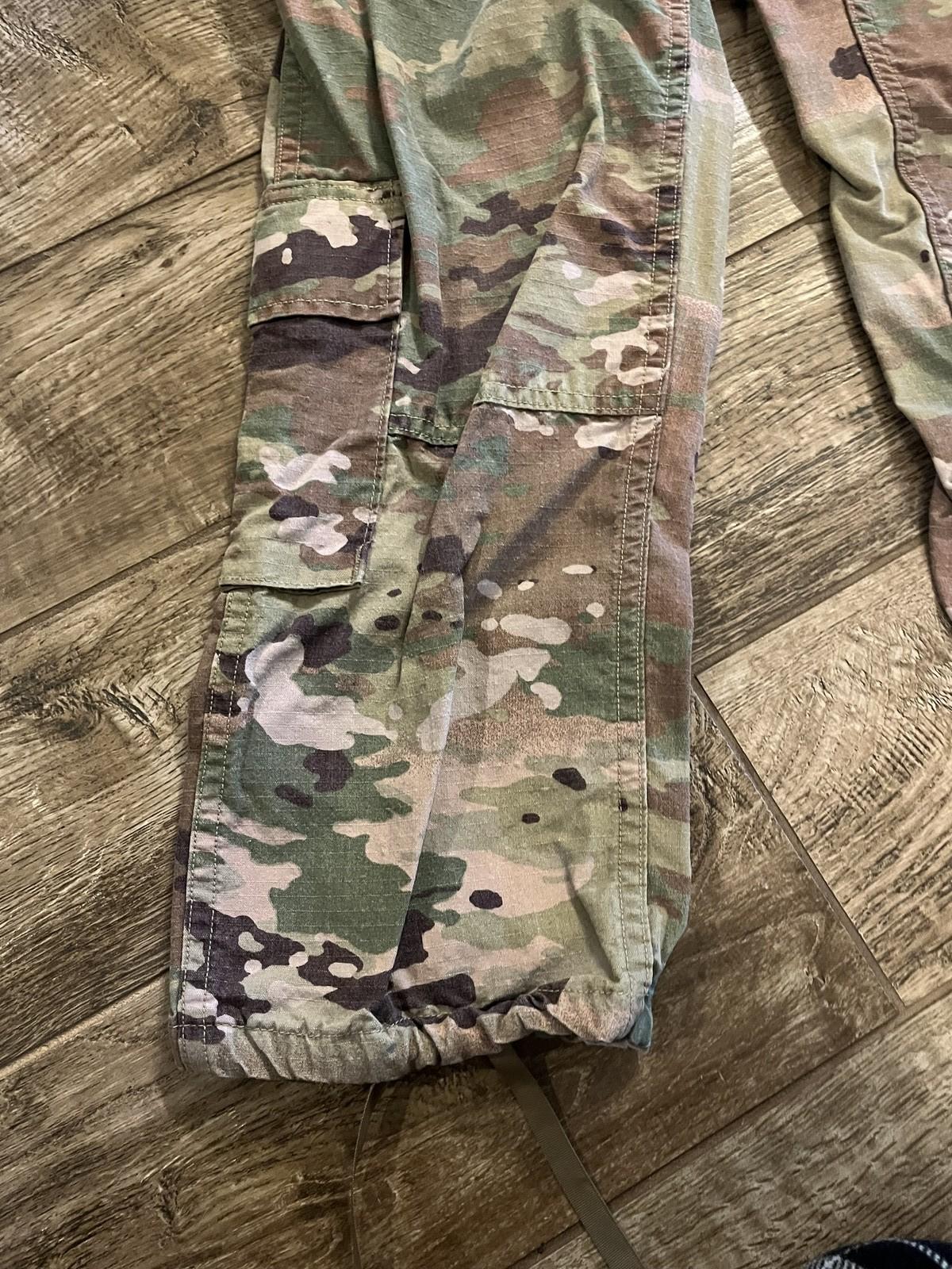 US Army Combat Uniform Flame Resistant Pants Womens 28 Regular OCP Scorpio Cargo