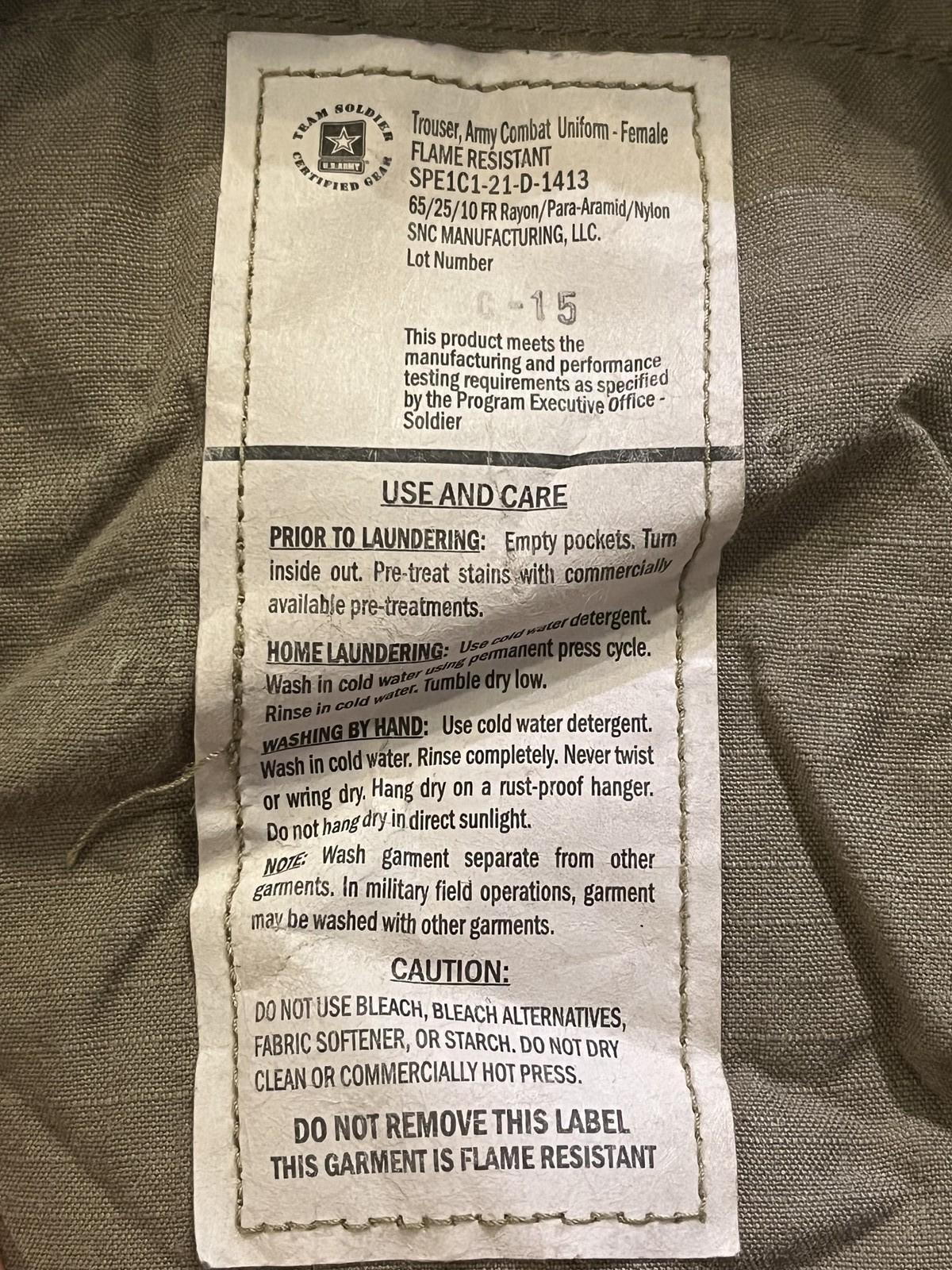 US Army Combat Uniform Flame Resistant Pants Womens 28 Regular OCP Scorpio Cargo