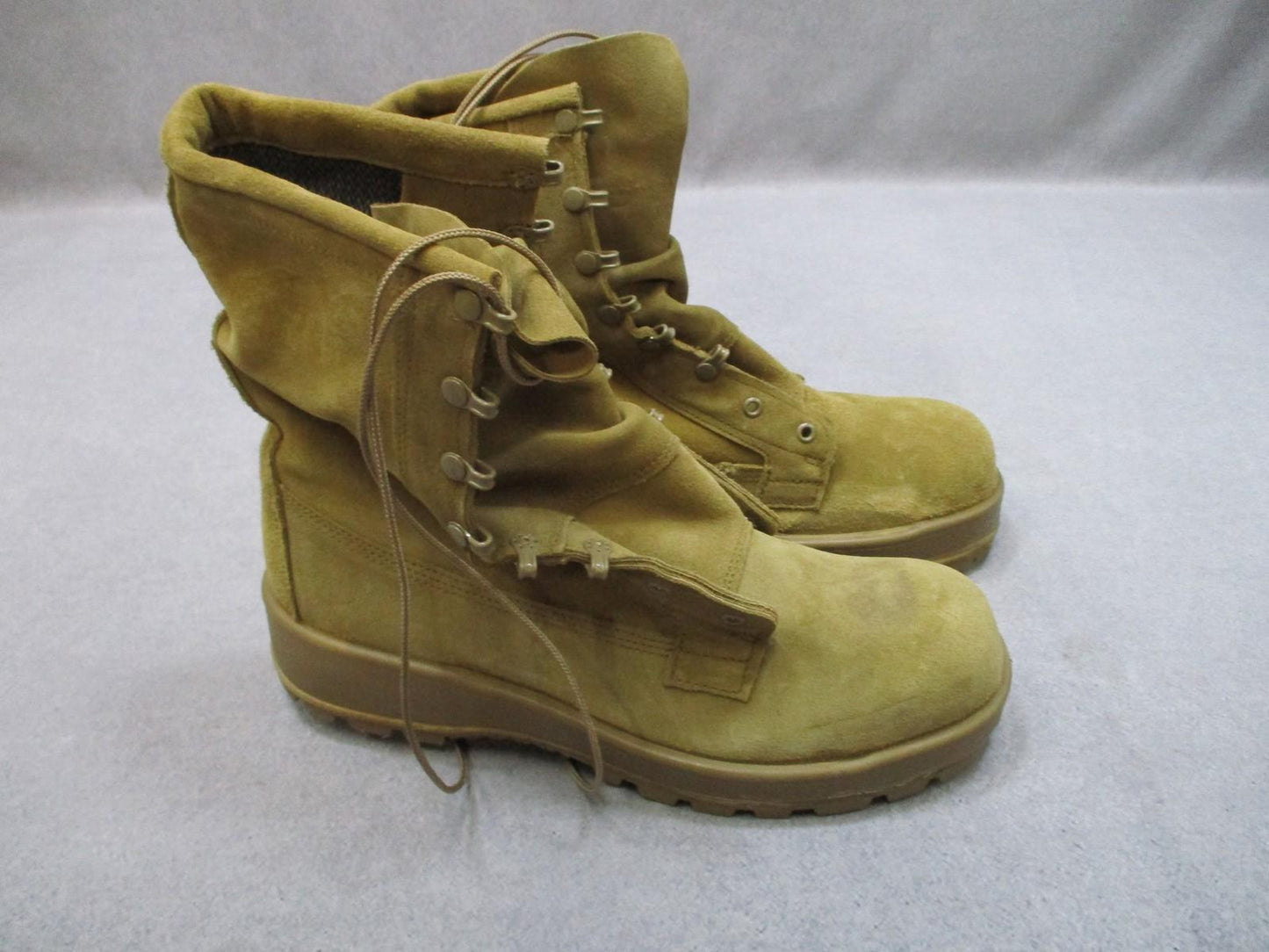 US Army Altama Men's 11R Suede Cold Weather Combat Boots Vibram Sole New