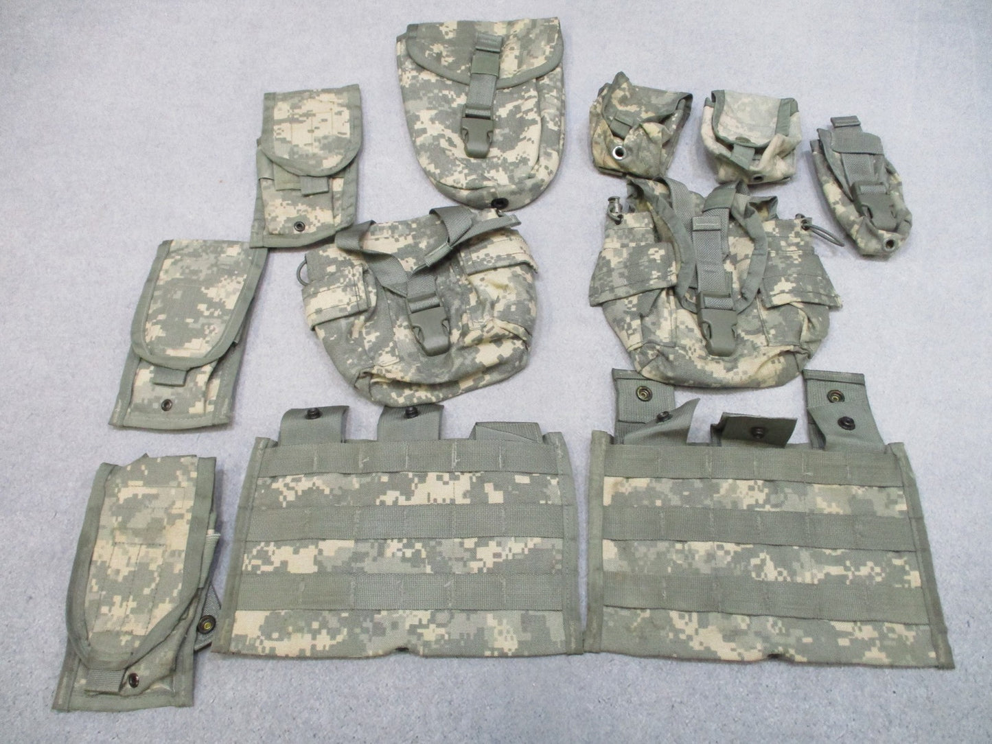 USGI MOLLE II Rifleman Set ACU UCP Tactical Pouch Lot Mag Grenade E-Tool