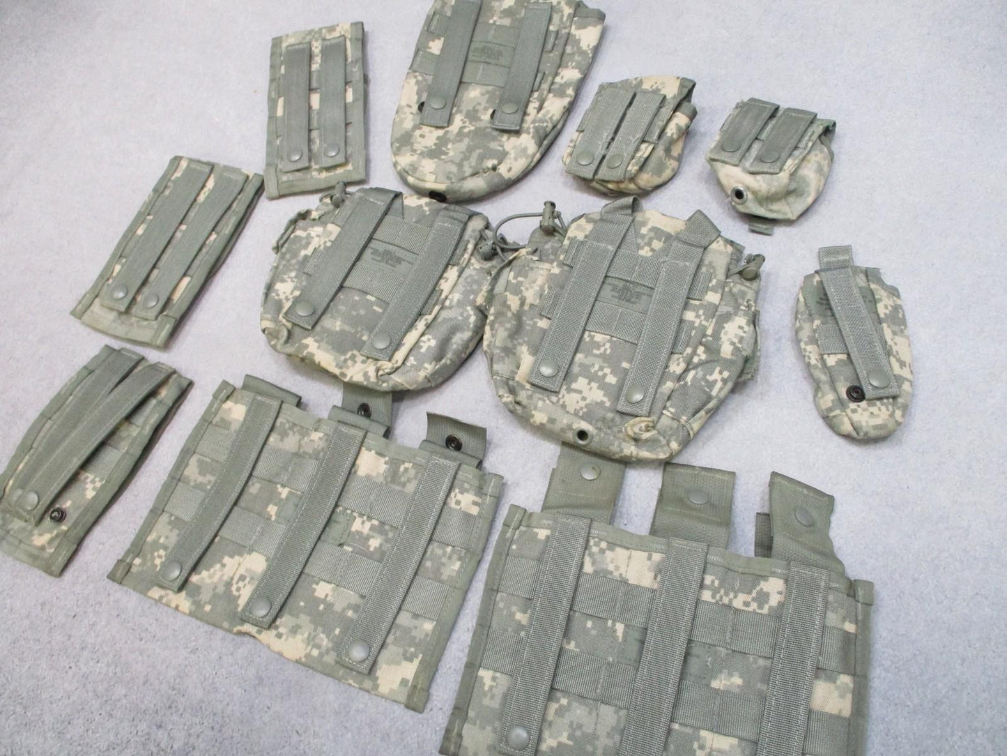 USGI MOLLE II Rifleman Set ACU UCP Tactical Pouch Lot Mag Grenade E-Tool