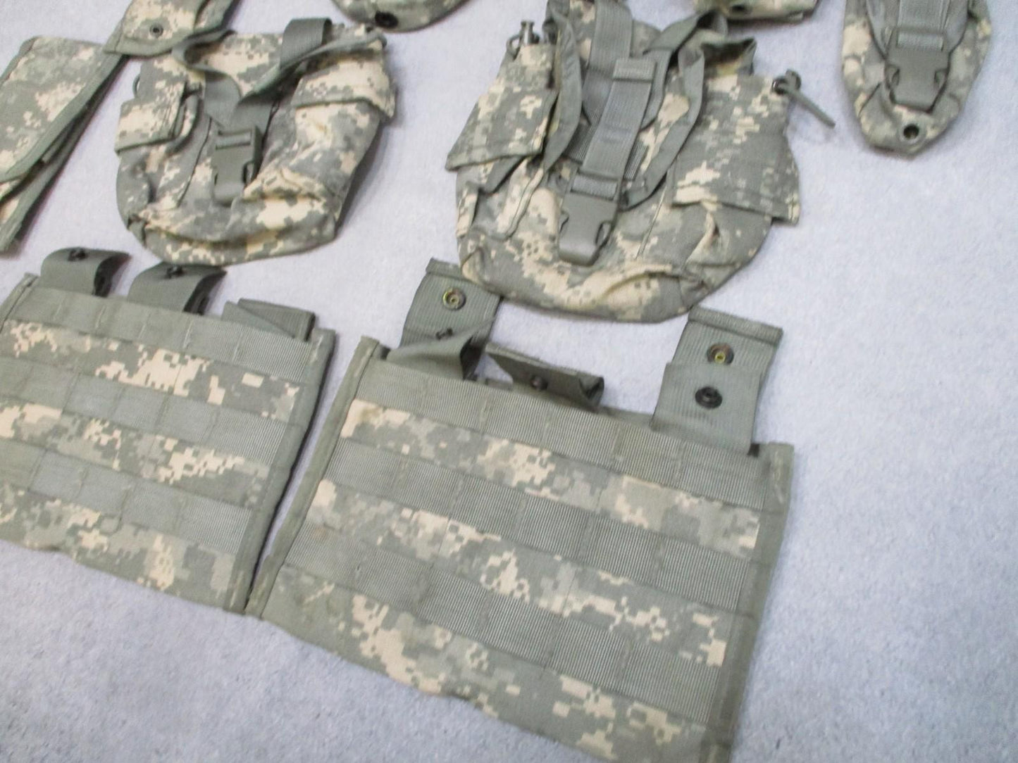 USGI MOLLE II Rifleman Set ACU UCP Tactical Pouch Lot Mag Grenade E-Tool