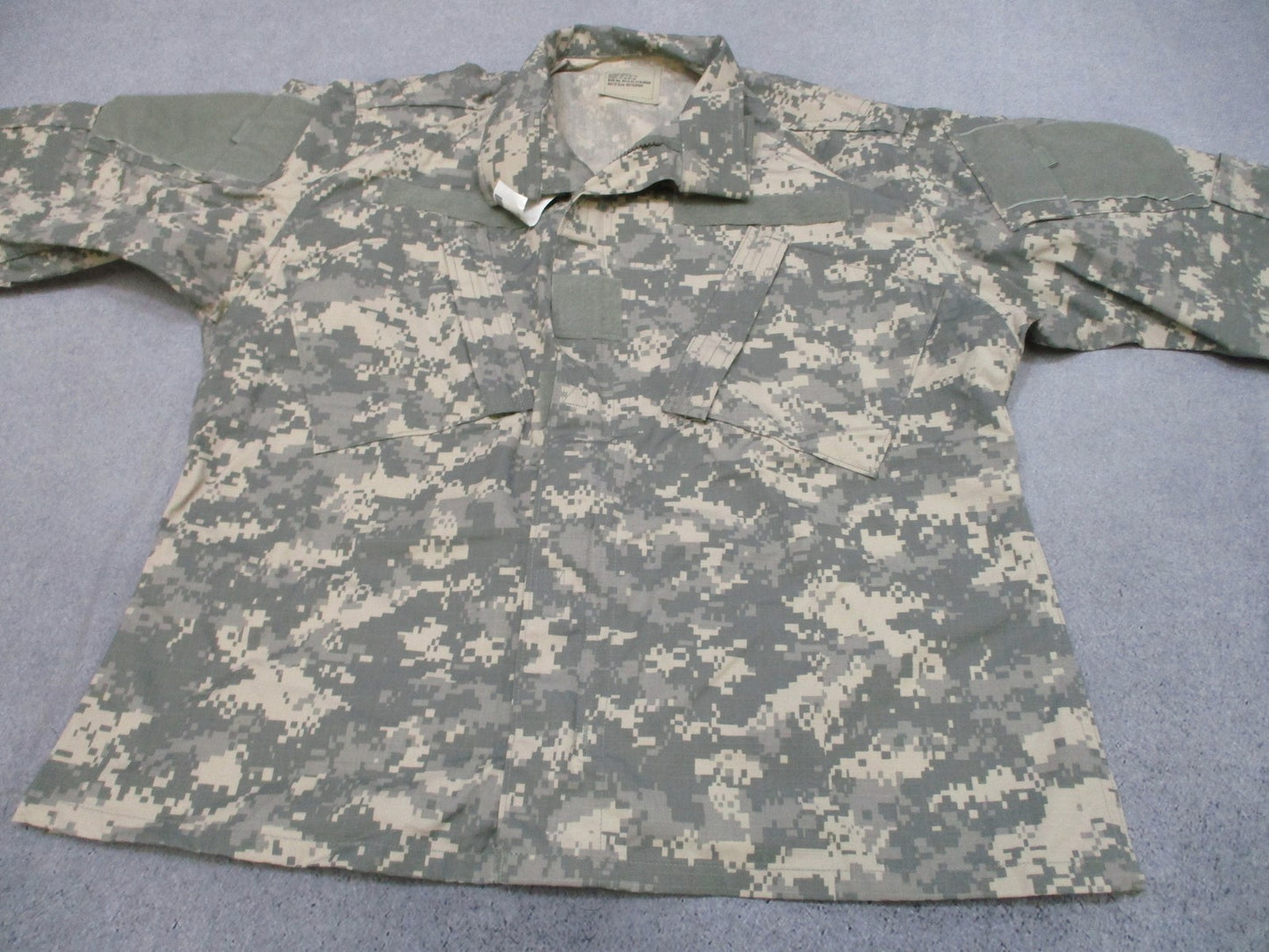 US Army ACU Jacket Medium-Short Digital Camo Combat Uniform Coat