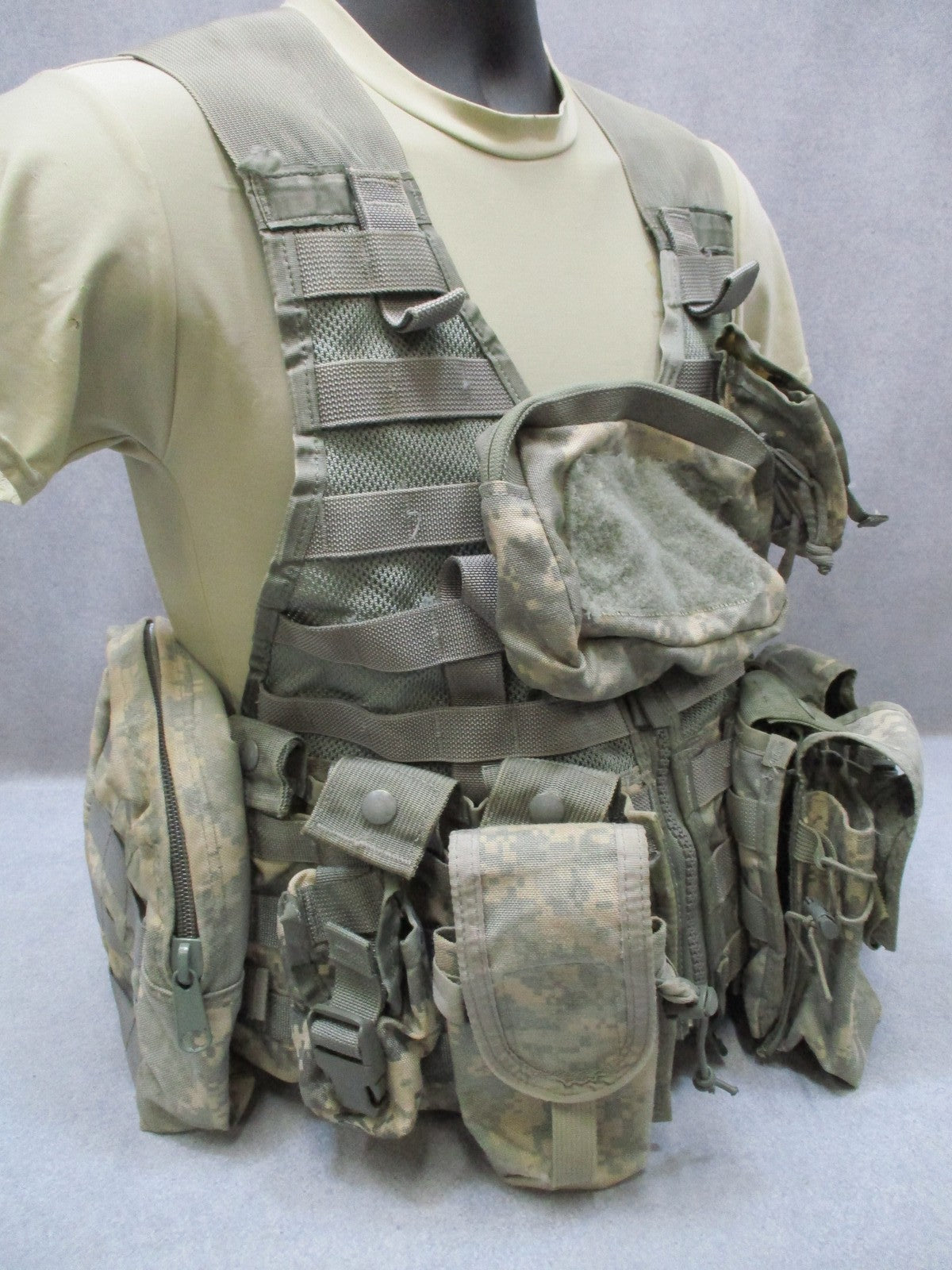 USGI MOLLE II FLC Fighting Load Carrier Vest w/ Pouches ACU Camo Tactical Tailor