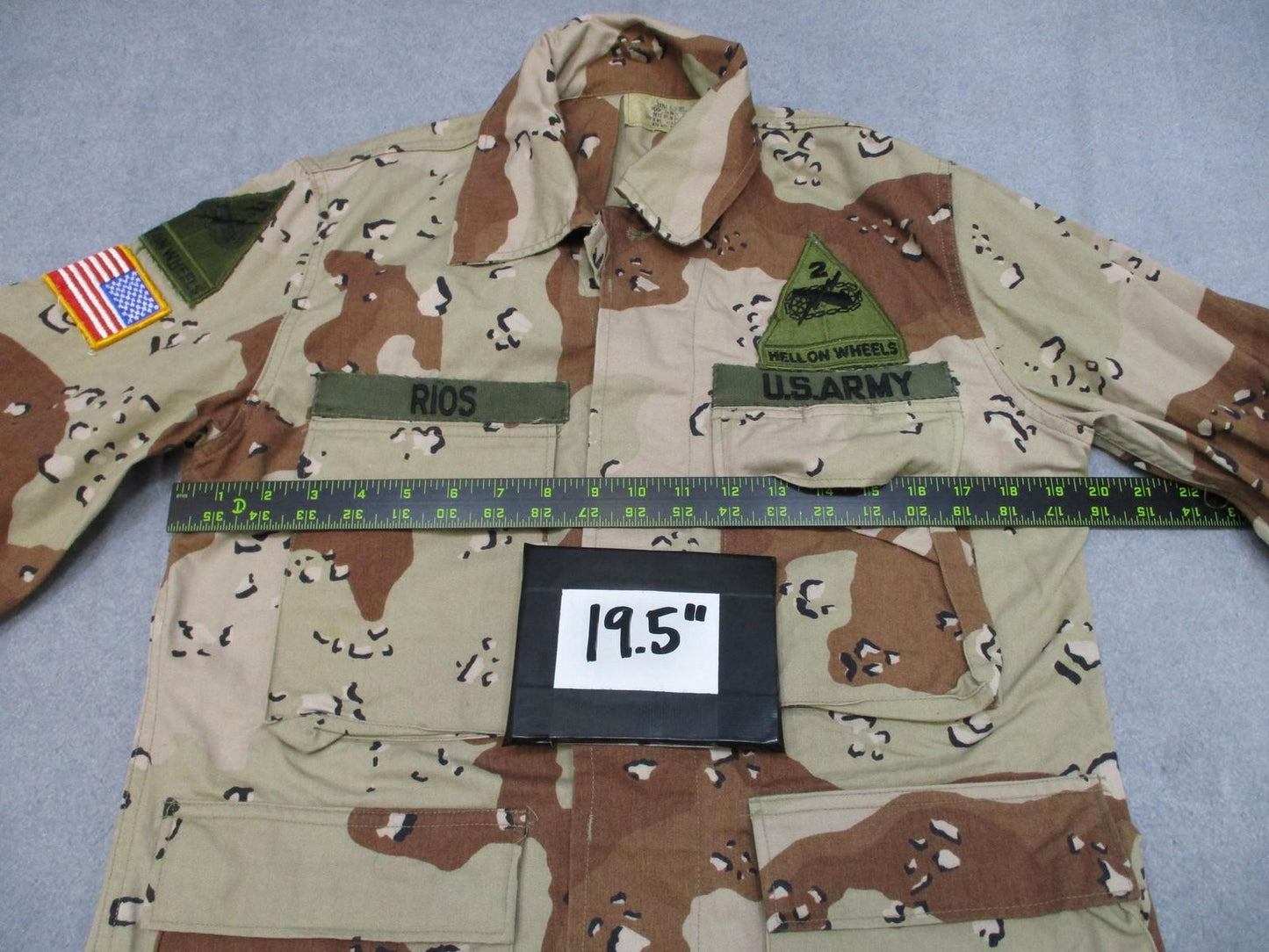 US Army Desert Combat Coat Jacket Choc Chip Hell on Wheels Patch Small-X Short