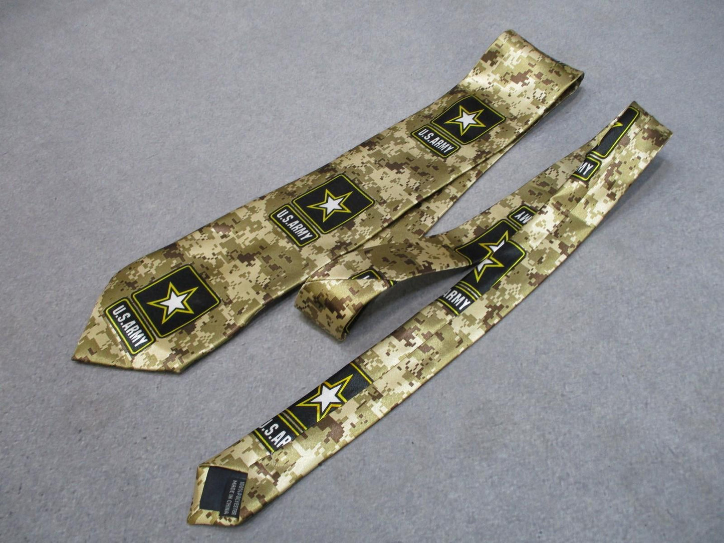 Danggi MAN U.S. Army Digital Camo Tie 100% Polyester Men's Necktie