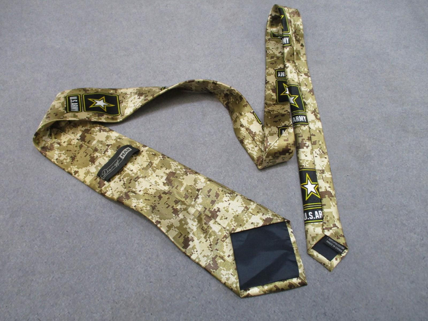 Danggi MAN U.S. Army Digital Camo Tie 100% Polyester Men's Necktie