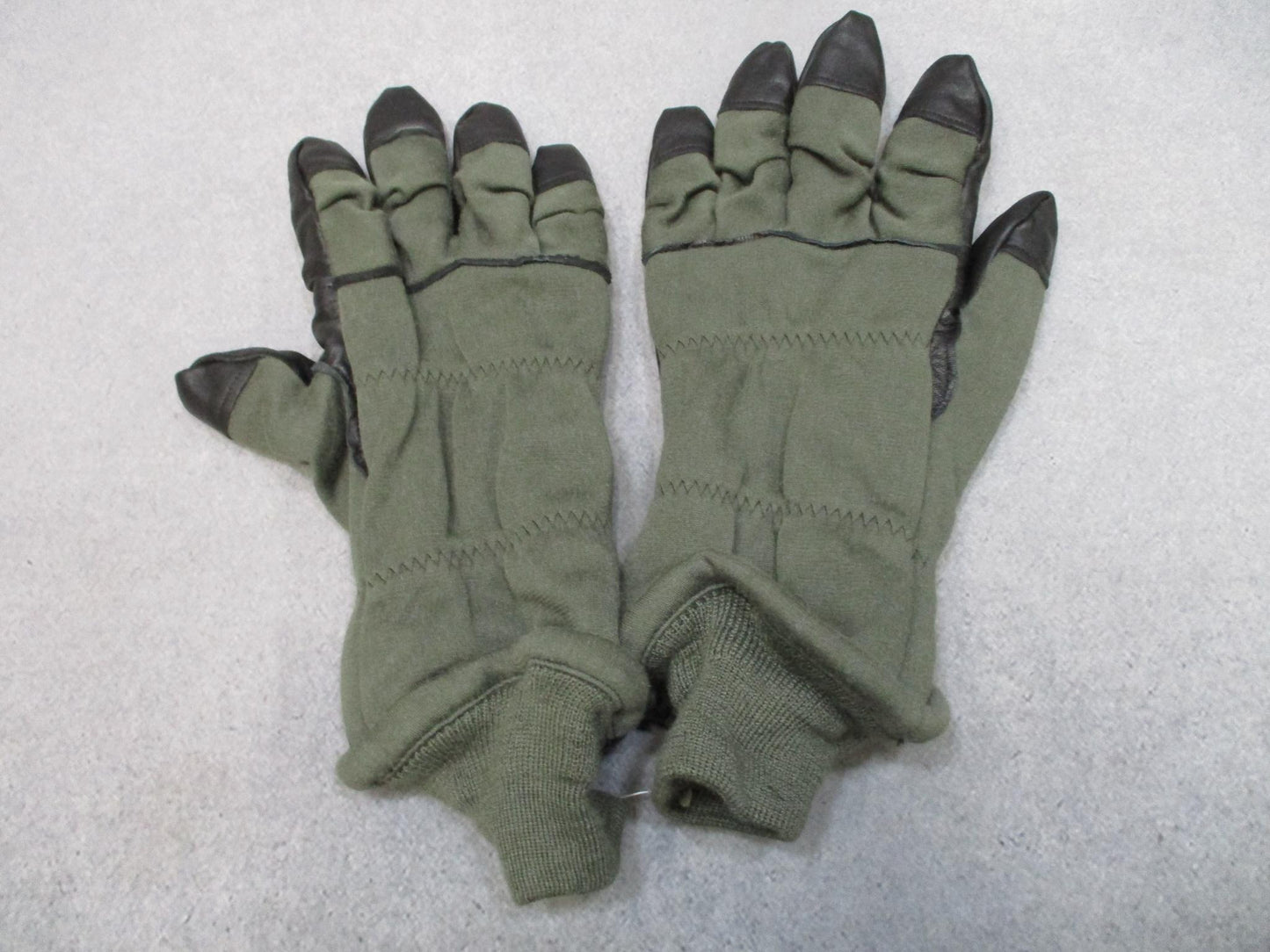 US Military Intermediate Cold Flyer's Glove HAU-15/P Size 11 Leather Palm