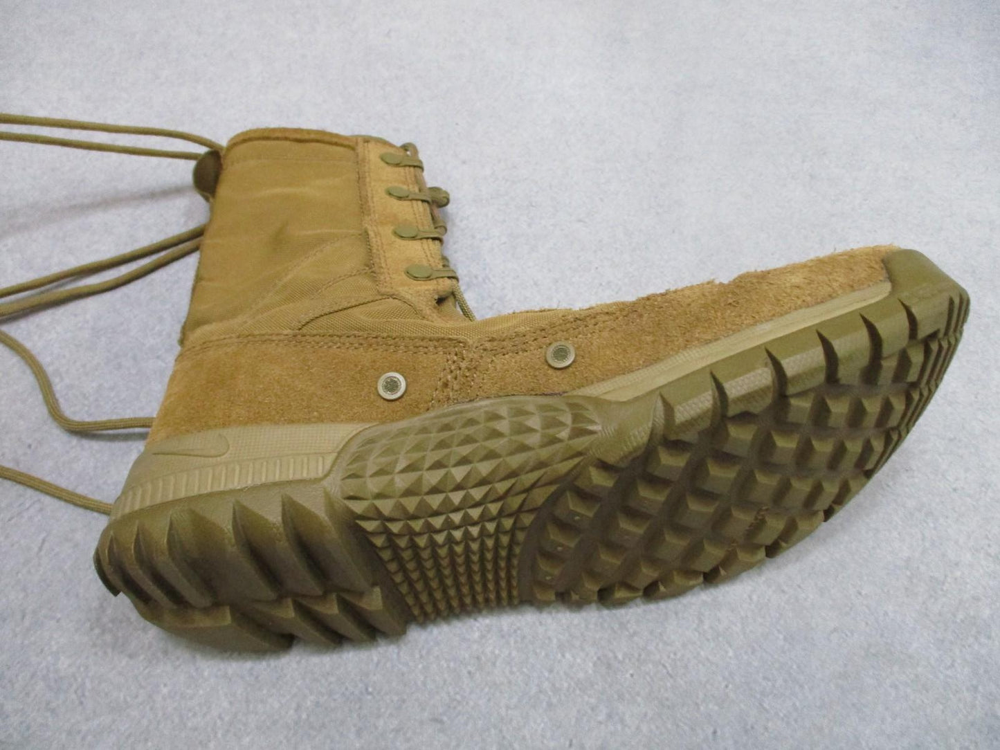 Army Nike SFB Field 2 8" Coyote Brown Tactical Boots Men's US 8 Used - Very Good