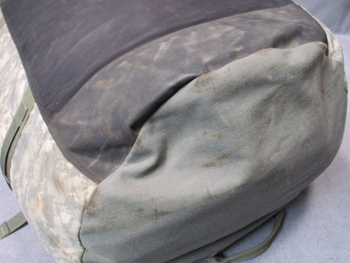FPG ForceProtector Gear Hybrid FOR46 ACU UCP Deployment Duffle Bag USA Used - Centex Military Gear