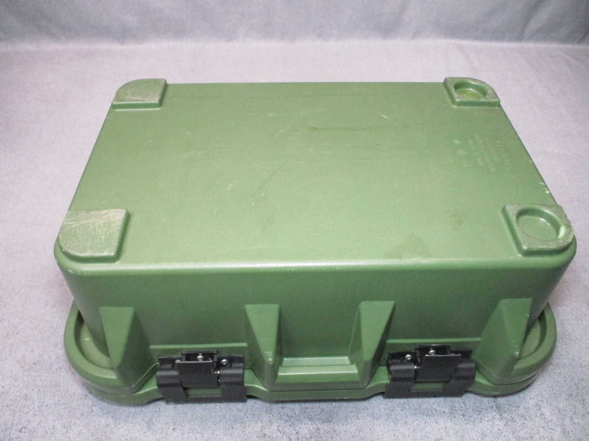 Cambro UPCS160 OD green insulated food carrier with 3 pans and lids, made in USA