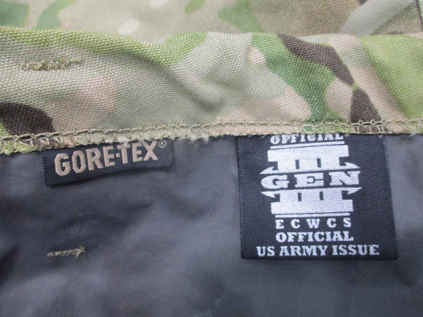 USGI ECWCS Gen III Level 6 Gore-Tex Pants Multicam M-R 8415-01-580-2468