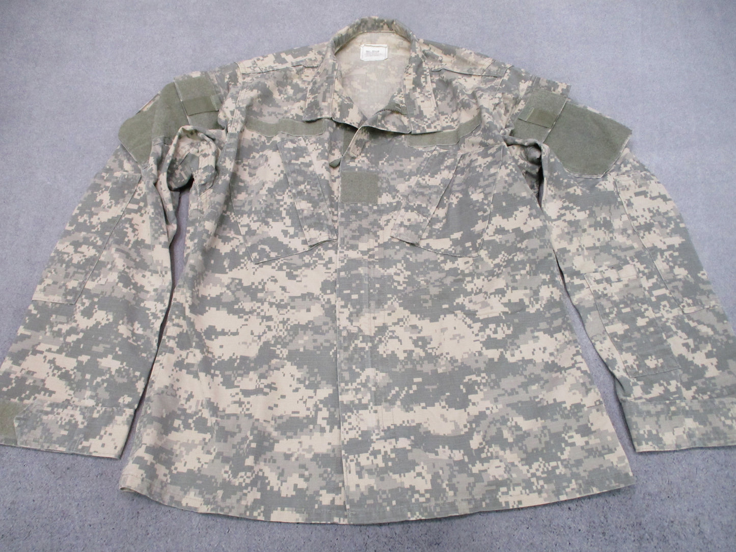 USGI ACU UCP Digital Camo Army Combat Coat Shirt 50/50 Nylon Cotton Surplus