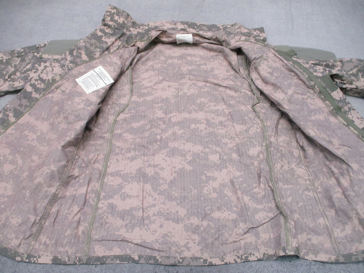 USGI FR ACU Coat UCP Medium Long Flame Resistant NWT NSN 8415-01-548-3176