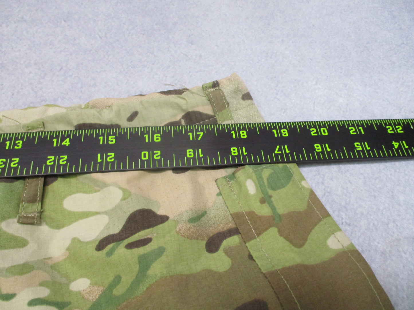 USGI ECWCS Gen III Level 6 Gore-Tex Pants Multicam M-R 8415-01-580-2468