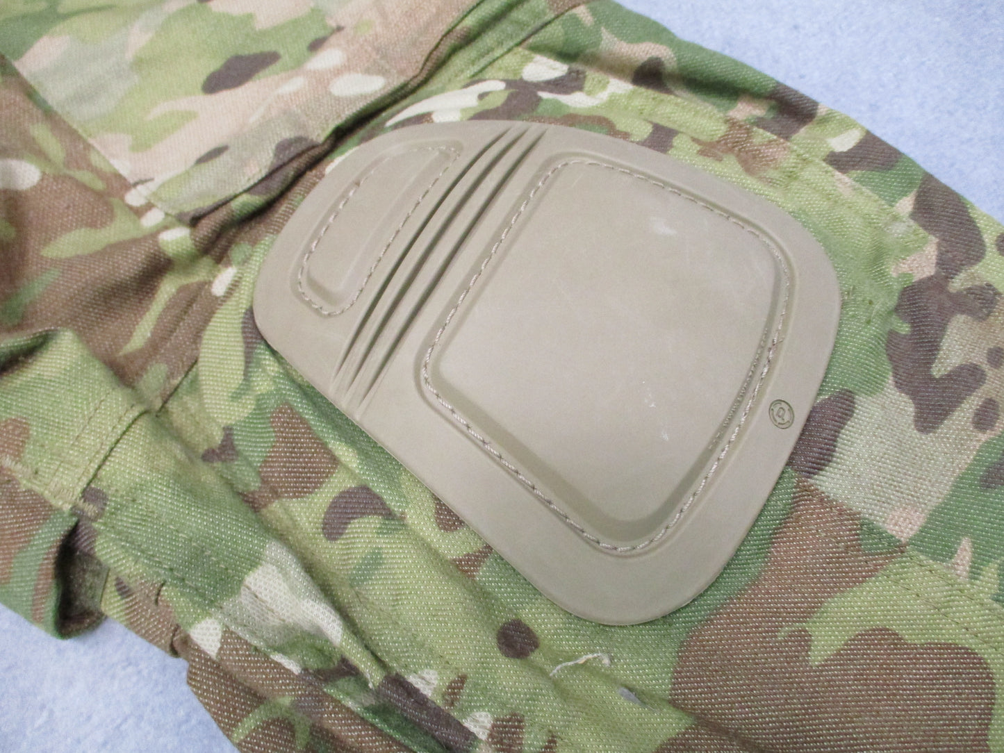 US Army OCP Combat Pants M-R Flame Resistant Crye AirFlex Knee Pads Included