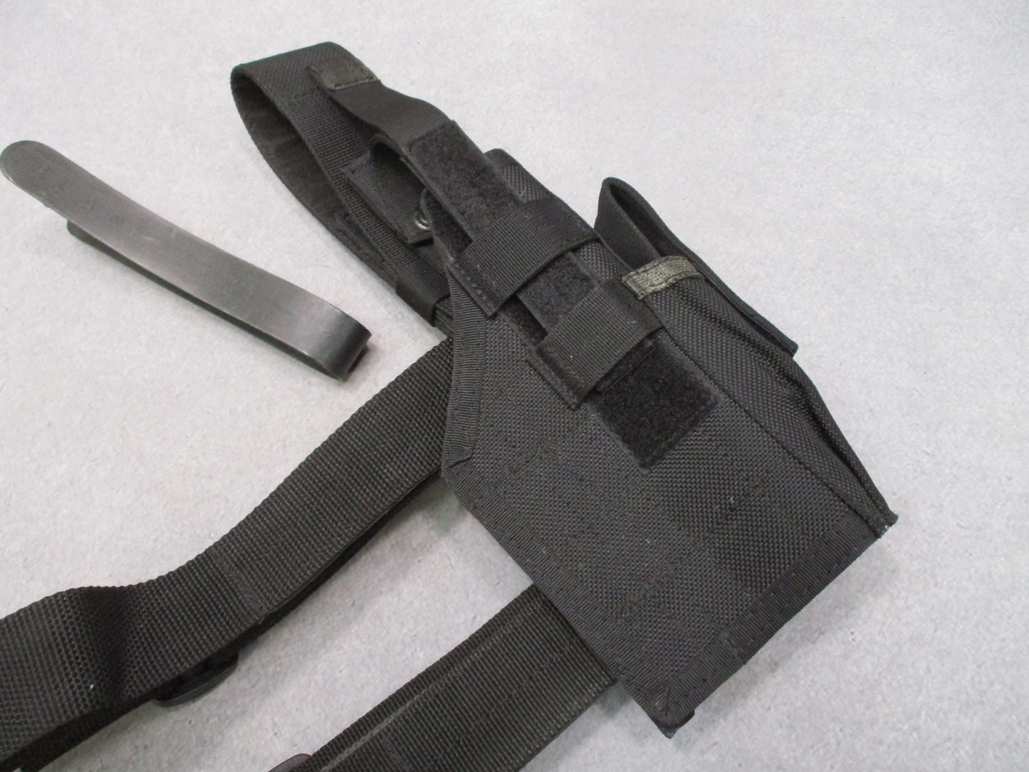 BLACKHAWK Omega VI Elite Universal Drop Leg Holster RH Medium Large Pistol