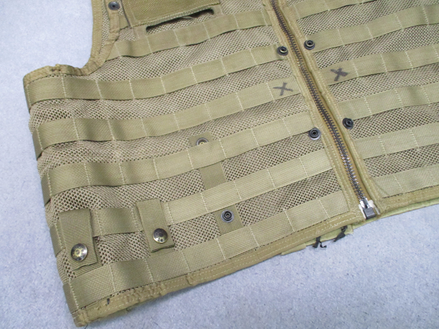 US Military Surplus CMU-36/P Survival Vest MOLLE Tactical Gear Coyote Brown