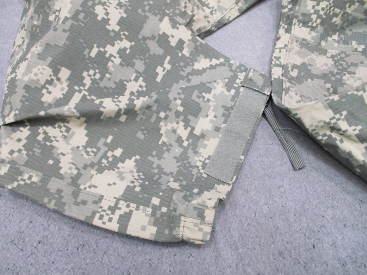 USGI ECWCS Army Gen III Level 6 Gore-Tex Rain Pants ACU UCP Wet Weather Military