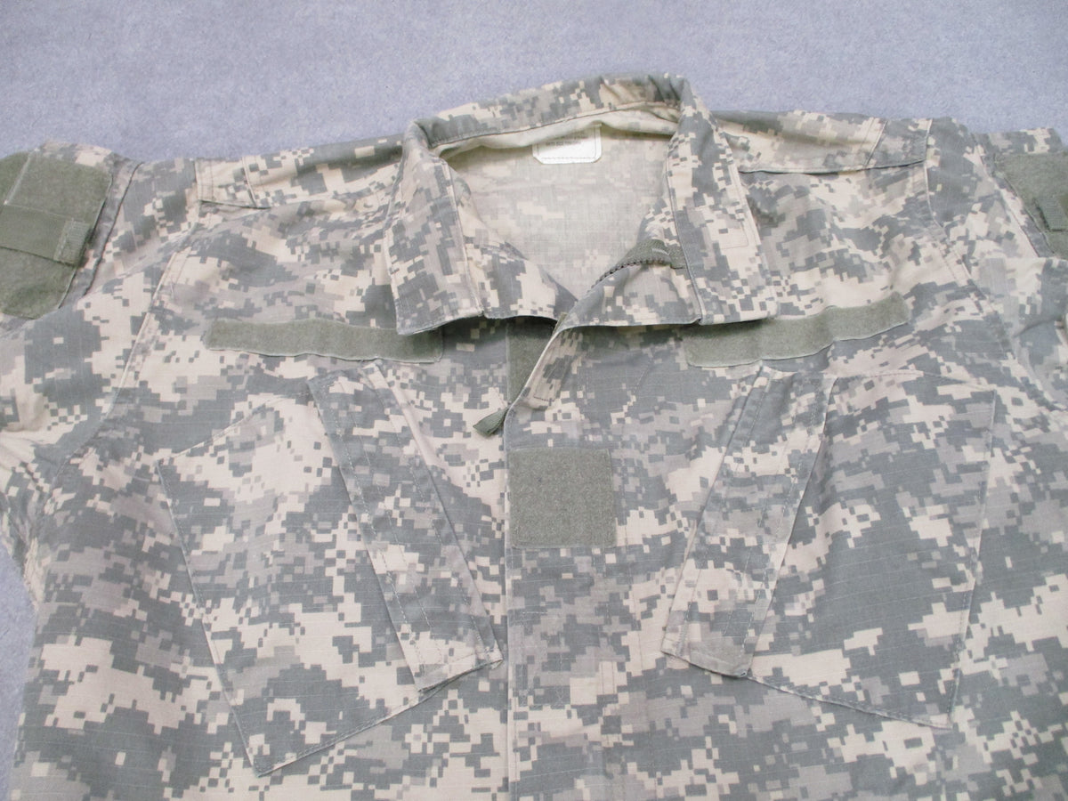USGI ACU UCP Digital Camo Army Combat Coat Shirt 50/50 Nylon Cotton Surplus