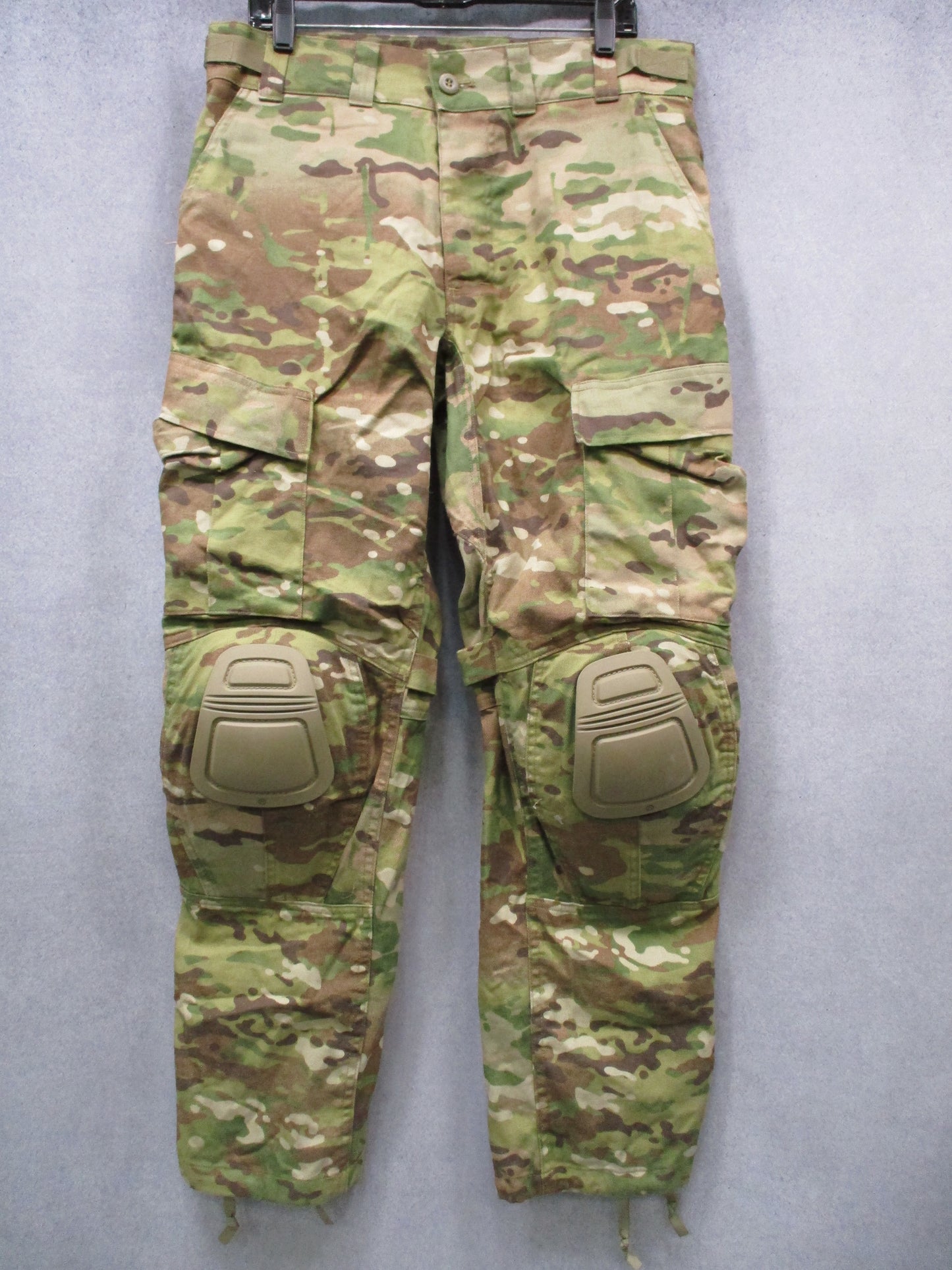 US Army OCP Combat Pants M-R Flame Resistant Crye AirFlex Knee Pads Included