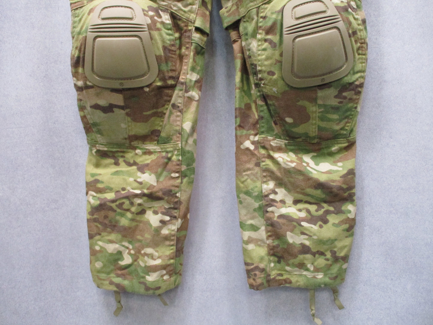 US Army OCP Combat Pants M-R Flame Resistant Crye AirFlex Knee Pads Included