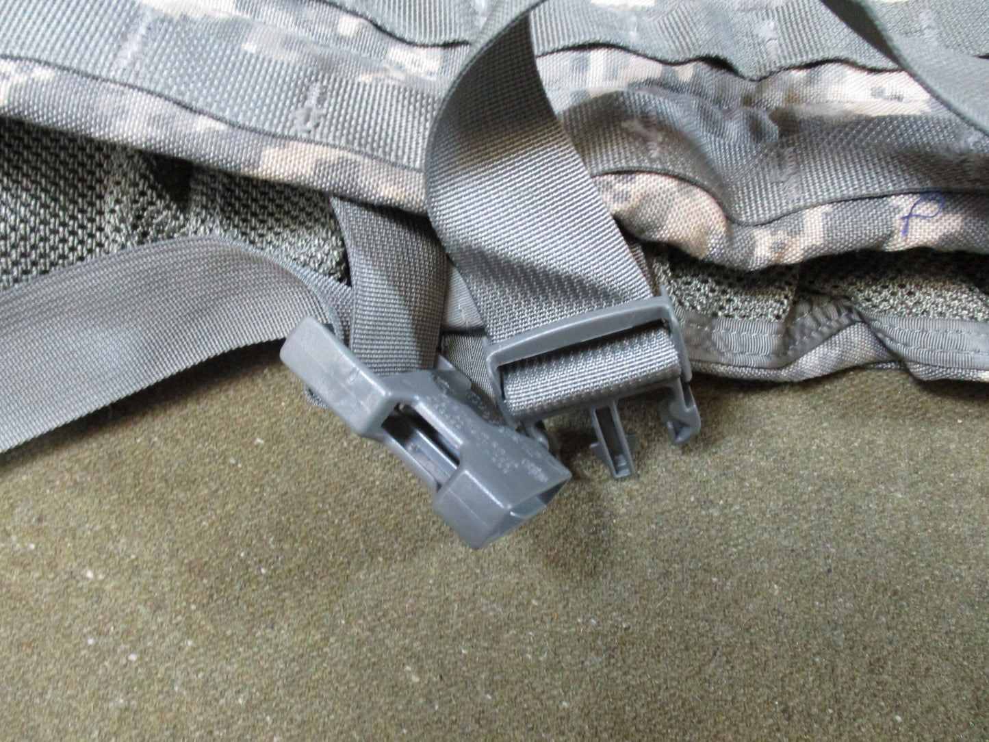 USGI MOLLE II Fighting Load Carrier Set - ACU UCP Tactical Vest with Pouches