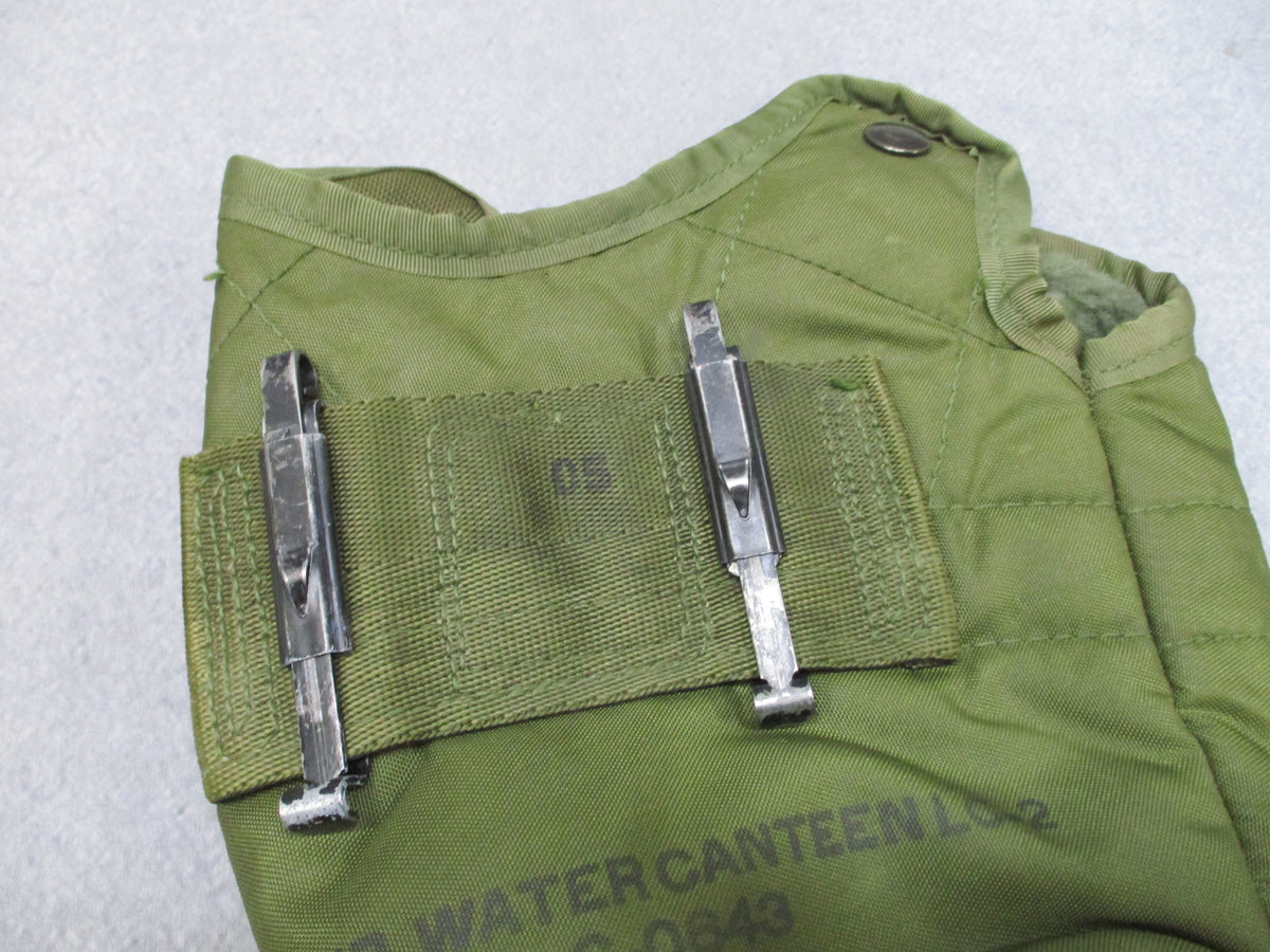 USGI LC-2 1 Quart Canteen Cover OD Green ALICE Clips 1978 Contract Vintage